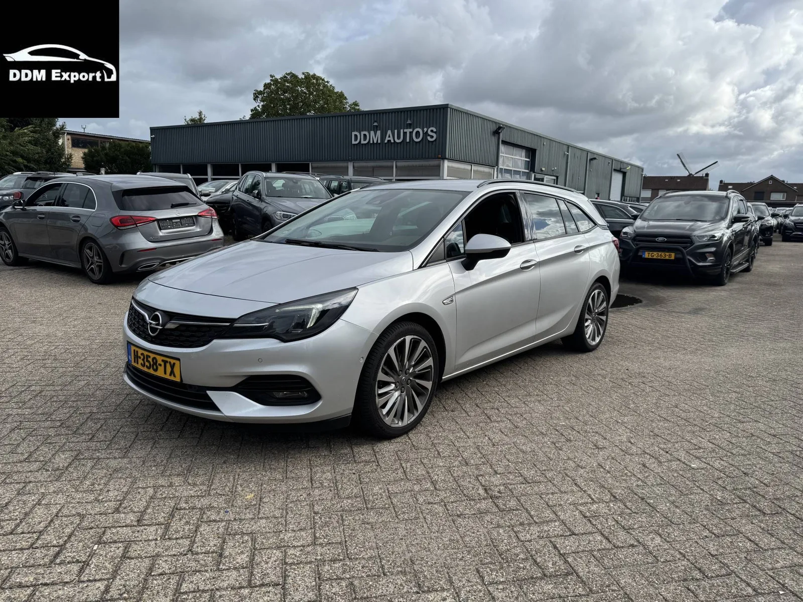 Opel Astra (2020) — foto 1
