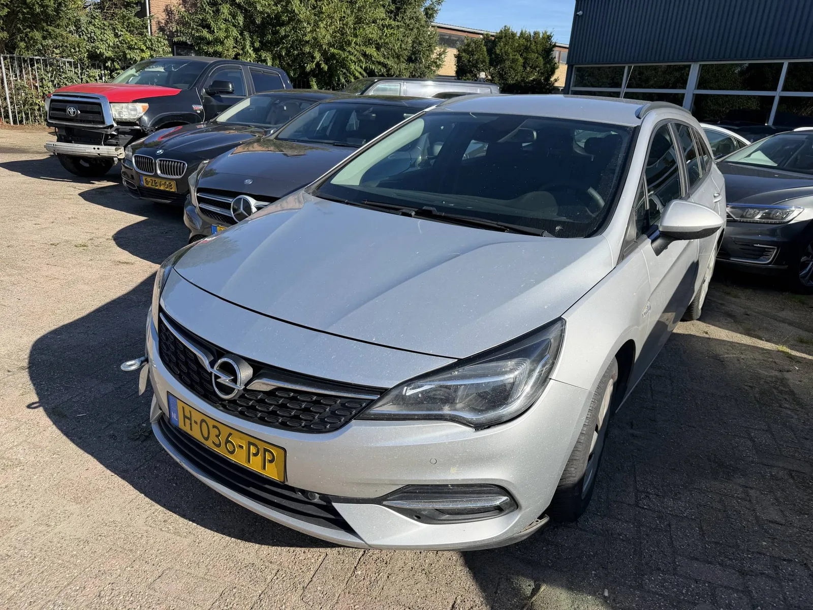 Opel Astra (2020) — foto 1