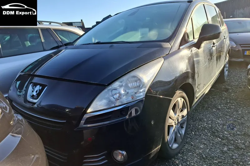 Peugeot 5008 (2010)