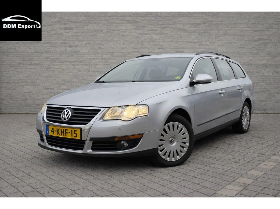Volkswagen Passat (2010) — foto 1