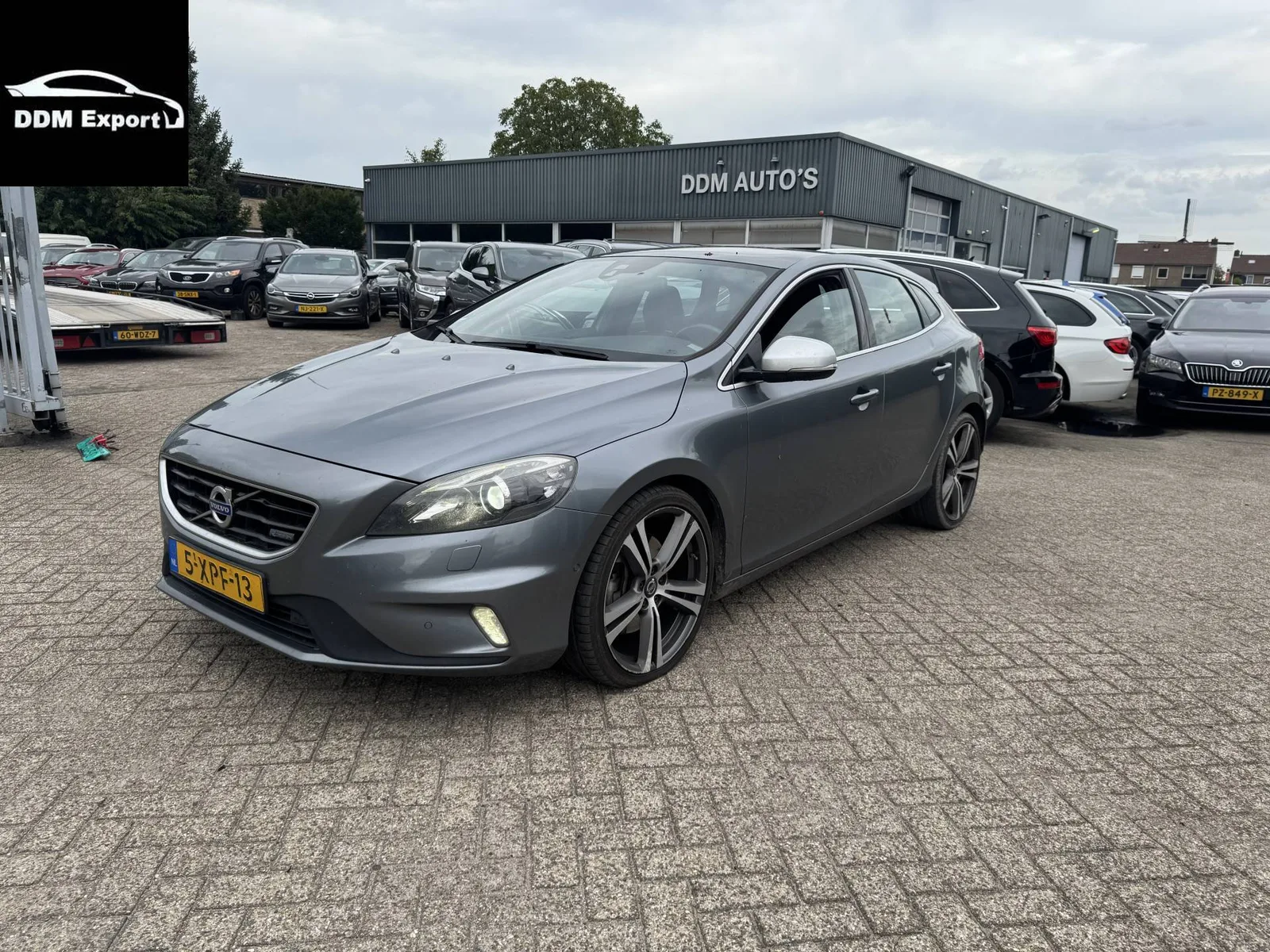Volvo V40 (2014) — foto 1
