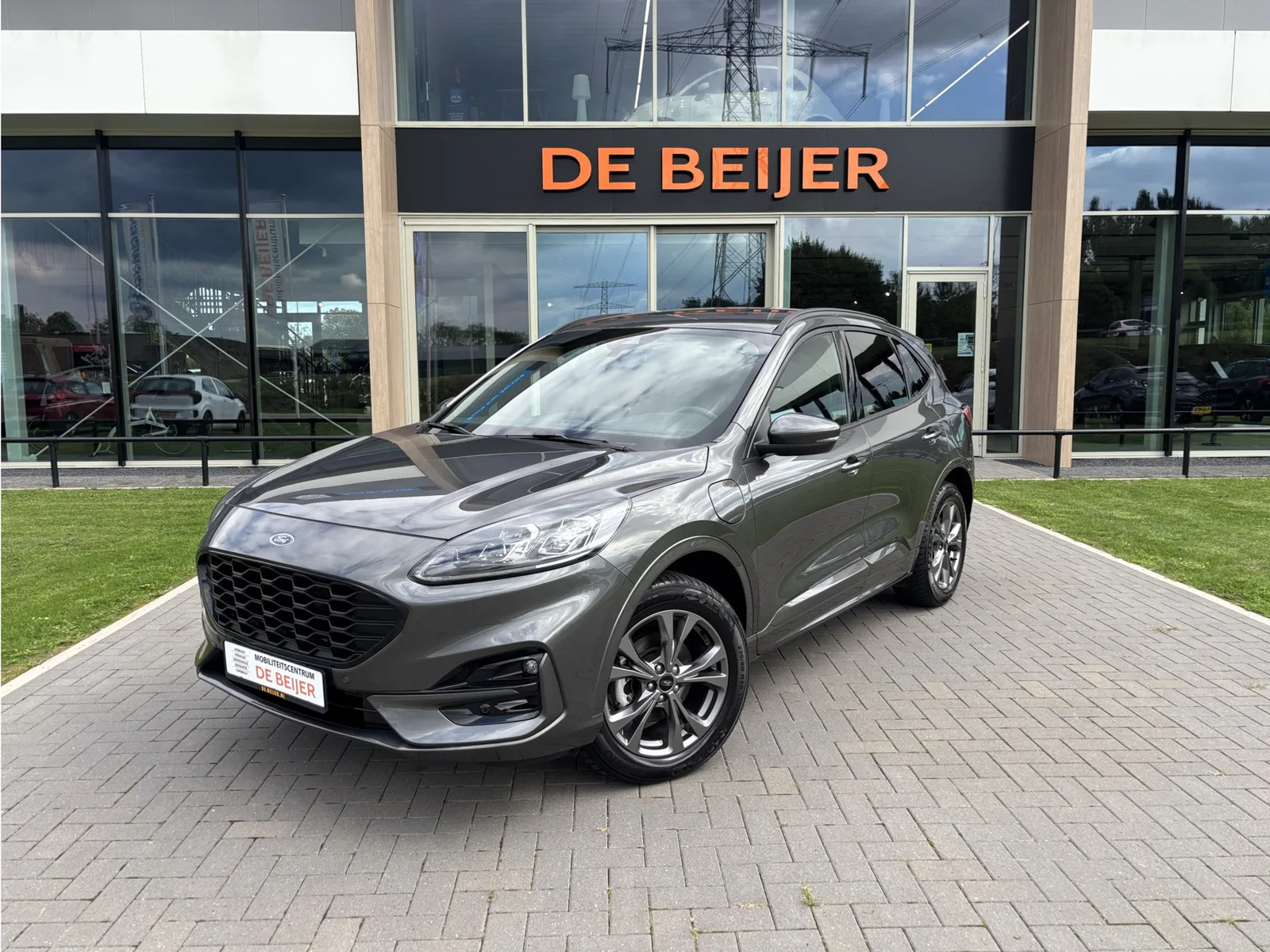 Ford Kuga (2023) — foto 1