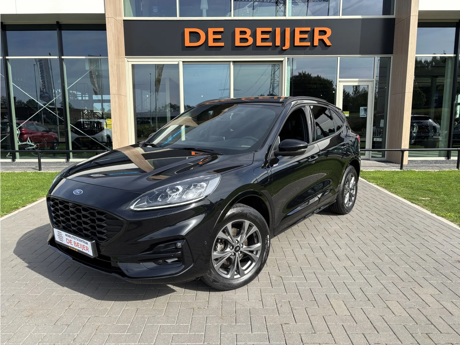 Ford Kuga (2023) — foto 1
