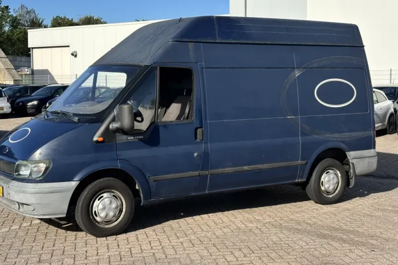 Ford Transit (2001)