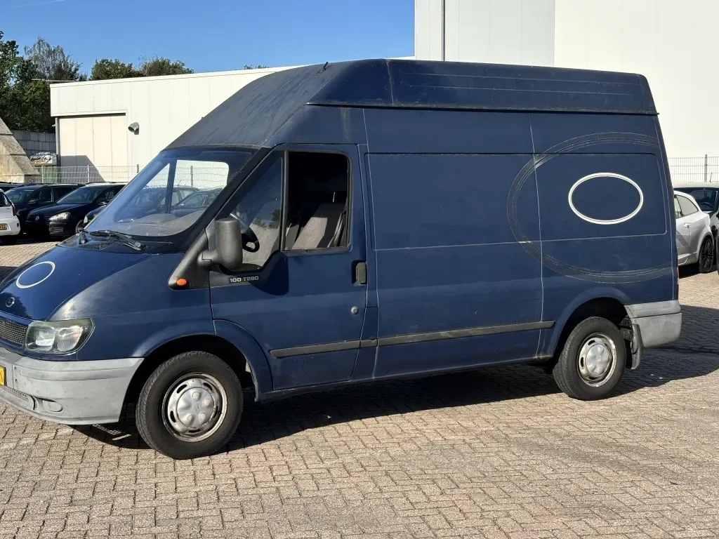 Ford Transit (2001) — foto 1