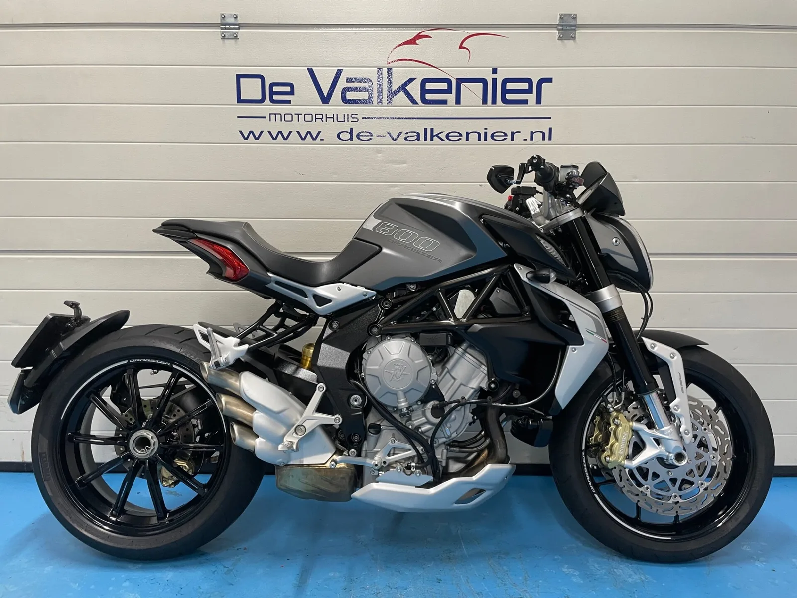 MV Agusta Dragster 800 (2015) — foto 1