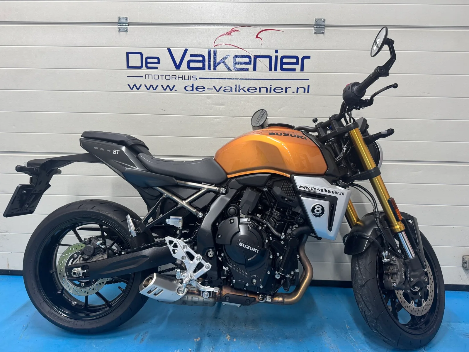 Suzuki GSX-8T (2026) — foto 1
