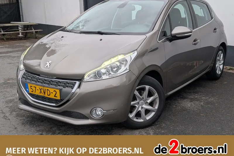 Peugeot 208 (2012)