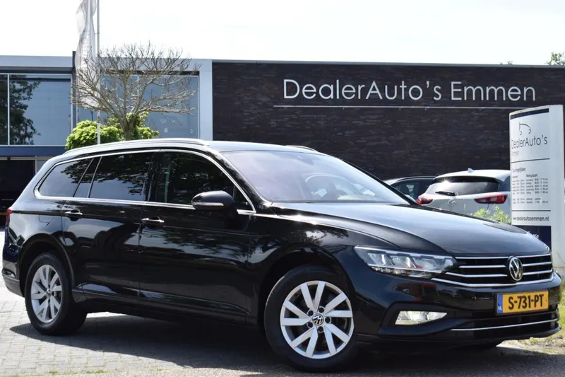 Volkswagen Passat (2023)