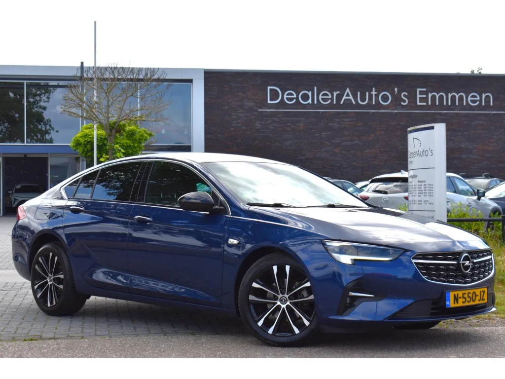 Opel Insignia (2021) — foto 1