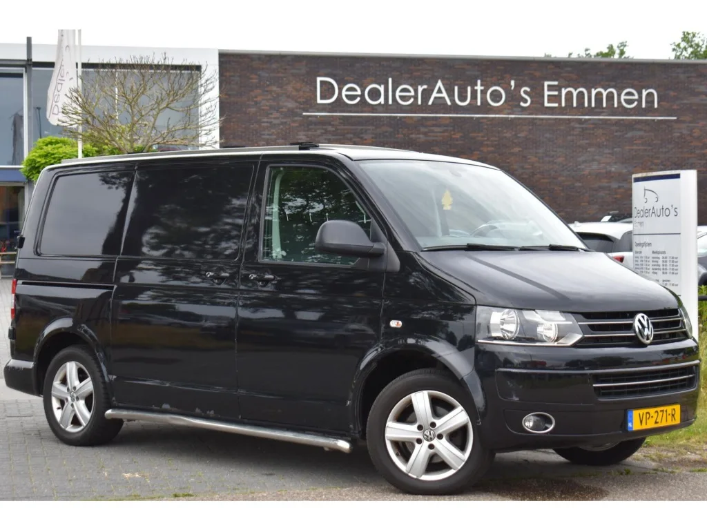 Volkswagen Transporter (2015) — foto 1
