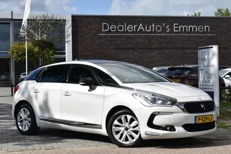DS 5 (2017)