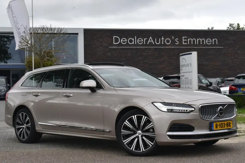 Volvo V90 (2022)