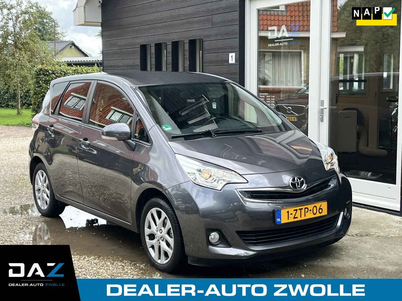 Toyota Verso S (2015) — foto 1