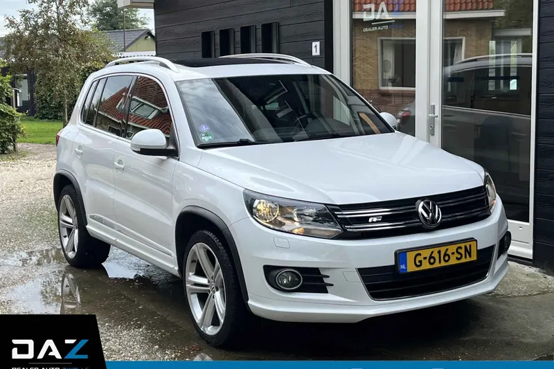 Volkswagen Tiguan (2015)