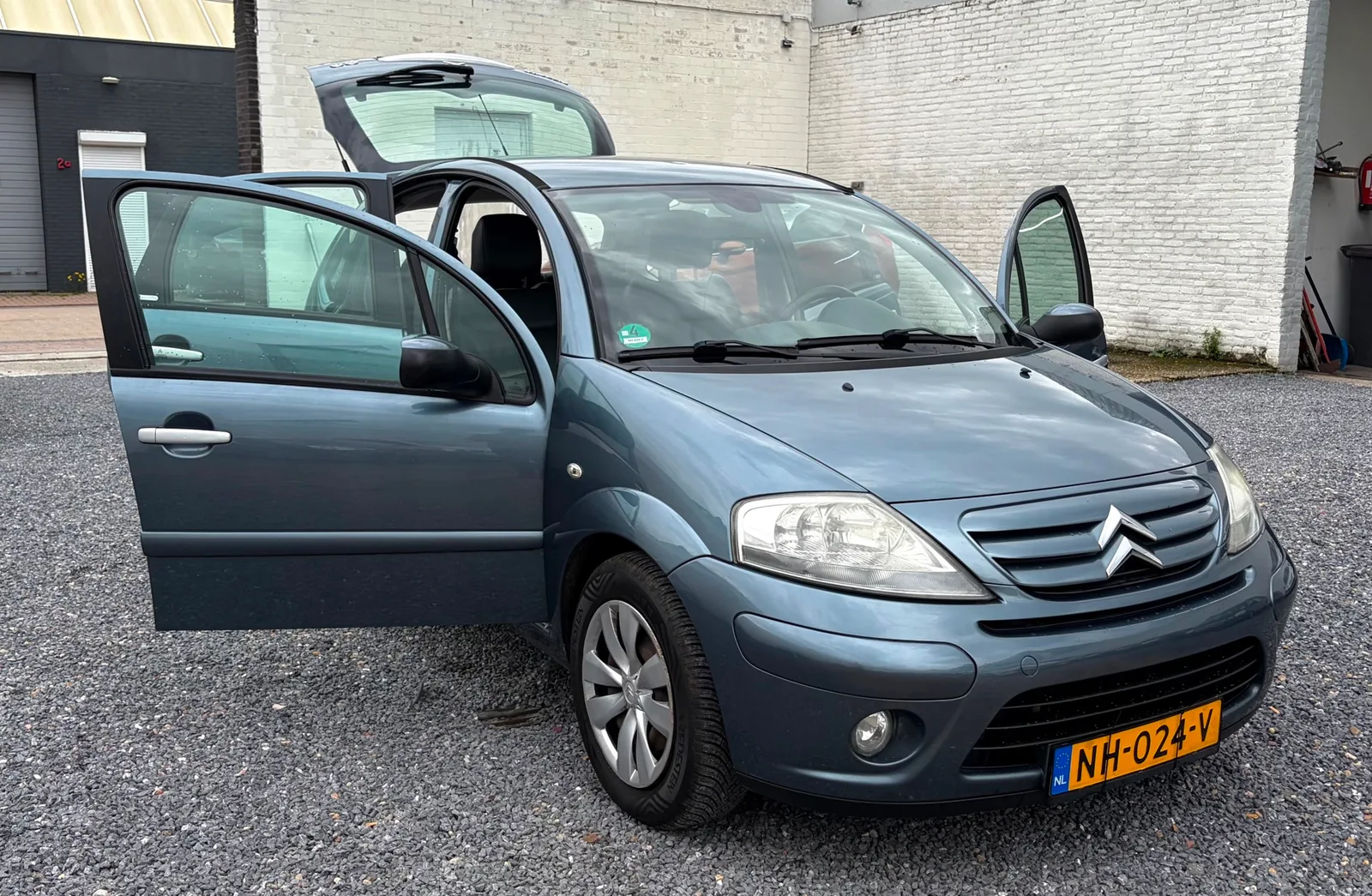 Citroën C3 (2006) — foto 1