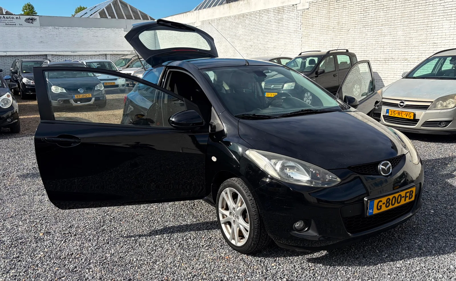 Mazda 2 (2005) — foto 1