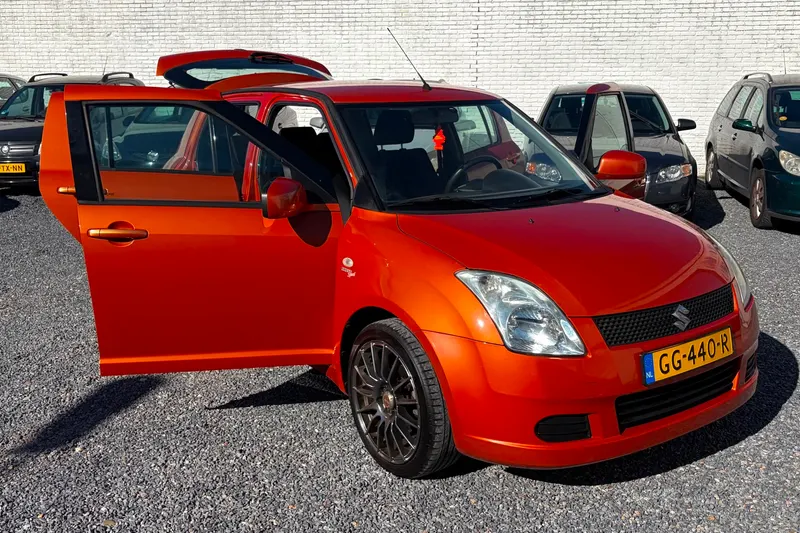Suzuki Swift (2005)