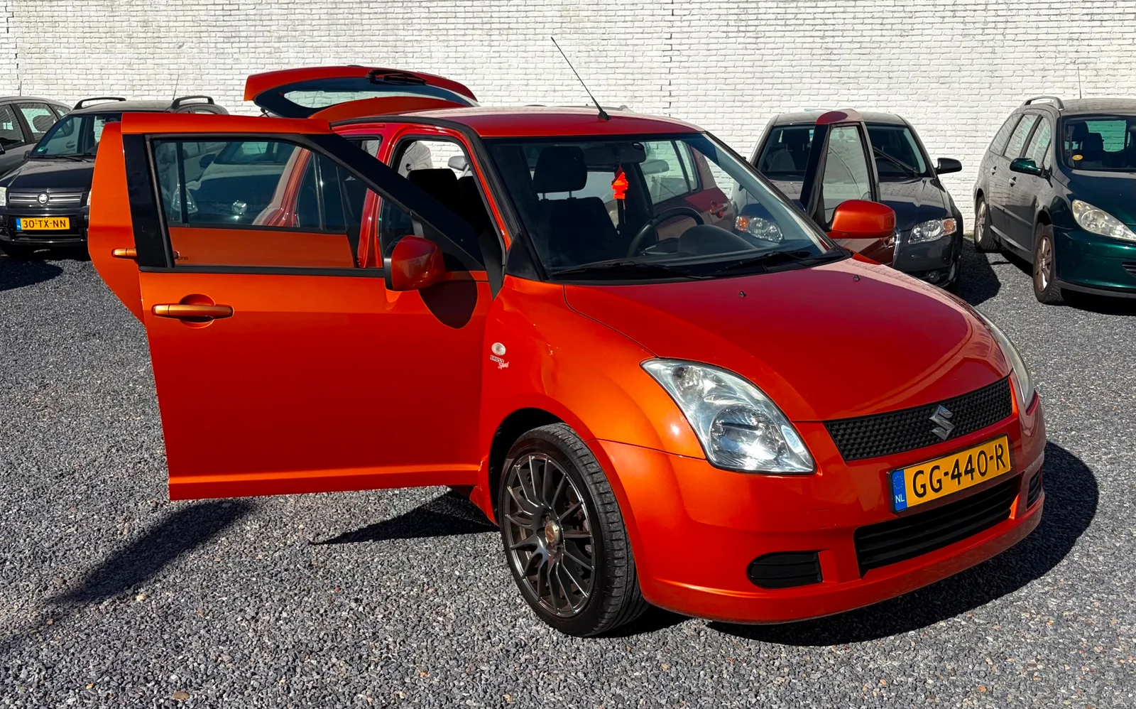 Suzuki Swift (2005) — foto 1