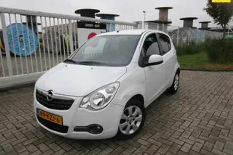 Opel Agila (2010)