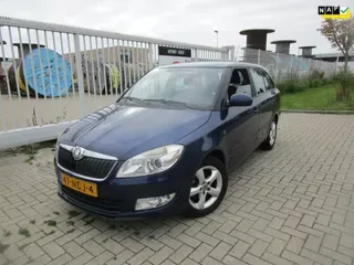 Škoda Fabia (2010) — foto 1