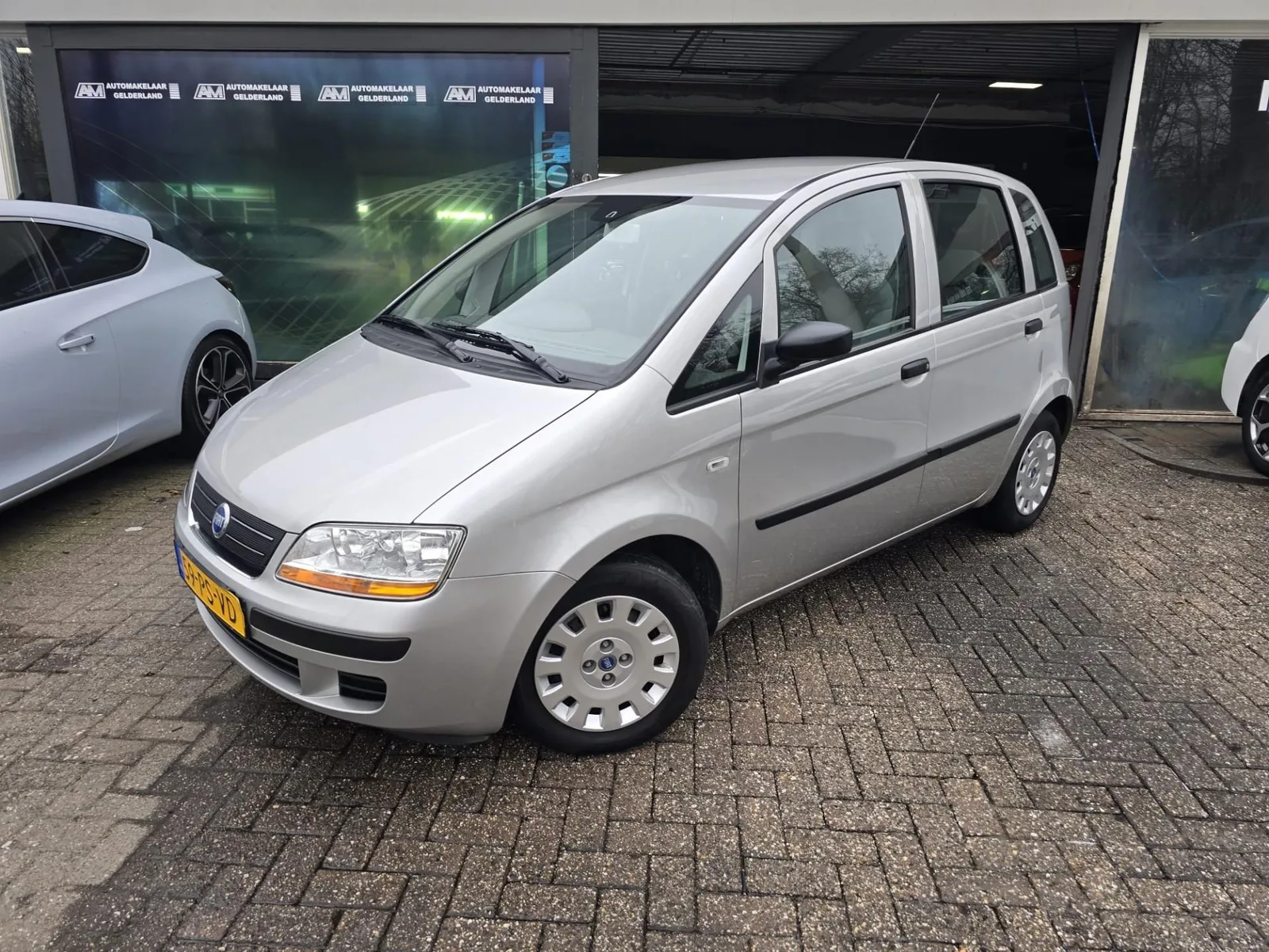 Fiat Idea (2004) — foto 1