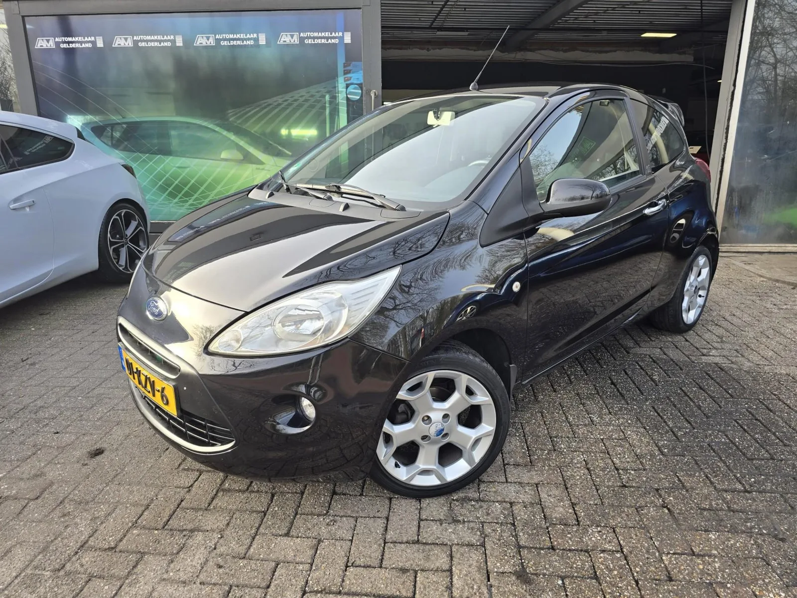 Ford Ka (2010) — foto 1