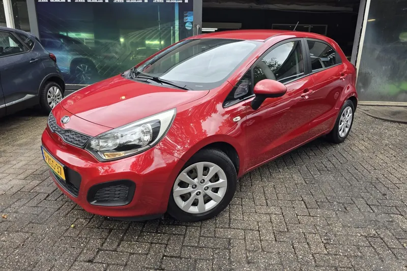 Kia Rio (2015)