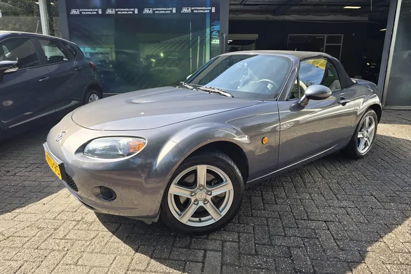 Mazda MX-5 (2006)