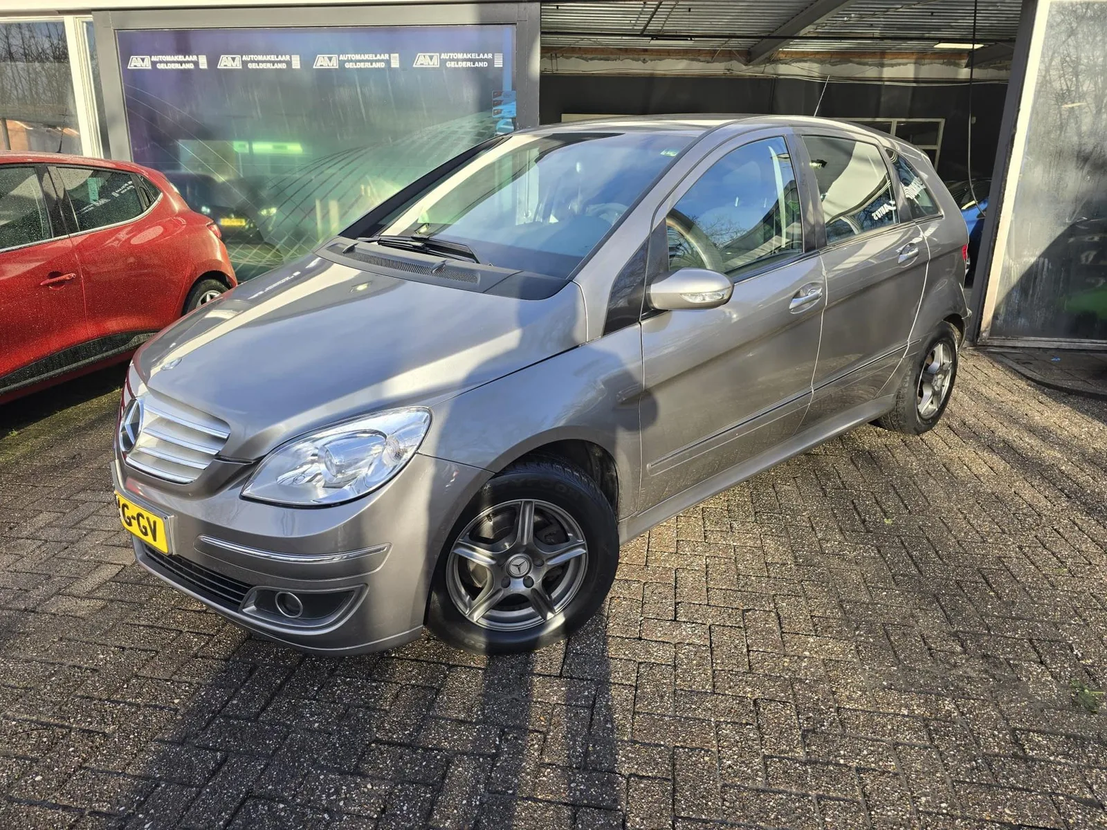 Mercedes-Benz B-Klasse (2007) — foto 1