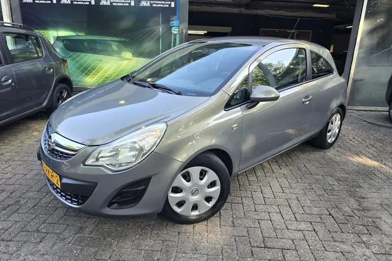 Opel Corsa (2011)