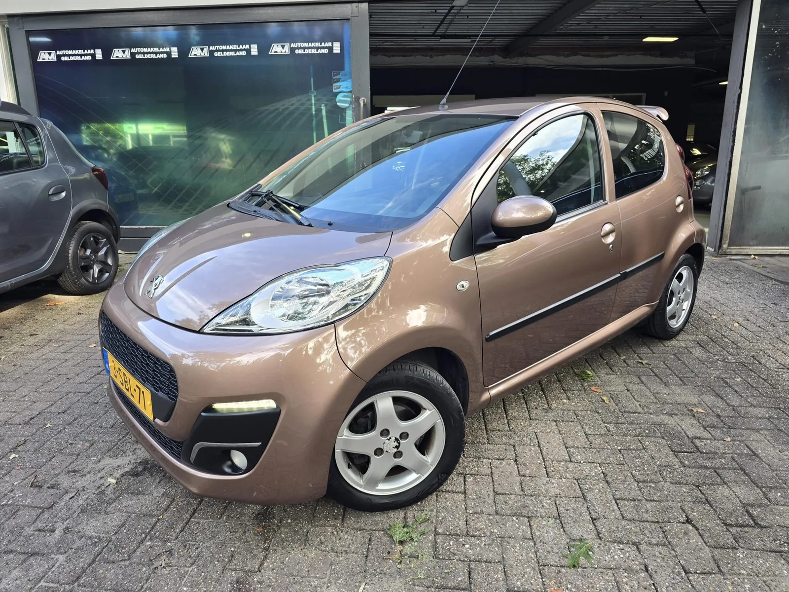 Peugeot 107 (2013) — foto 1