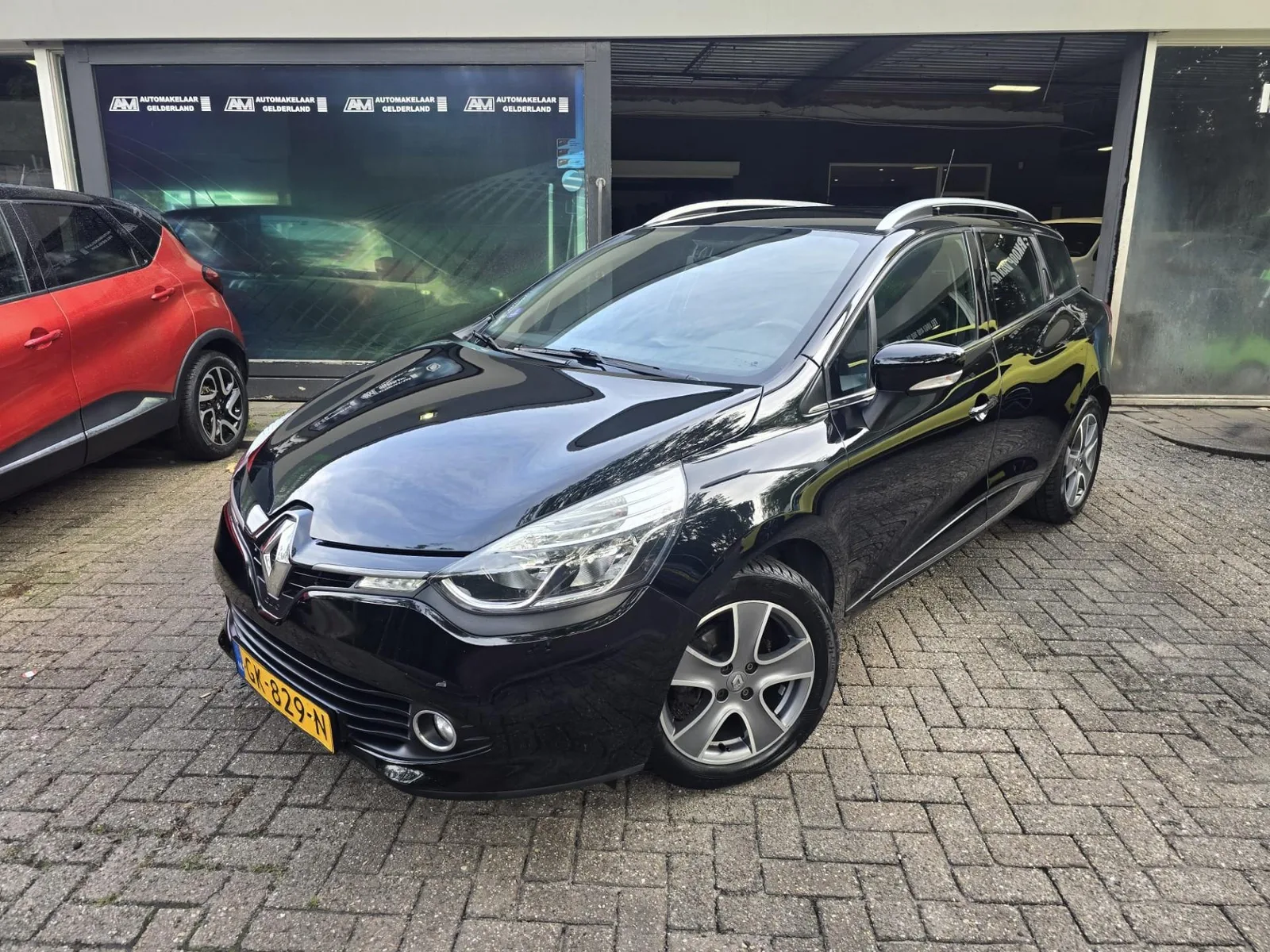 Renault Clio (2015) — foto 1
