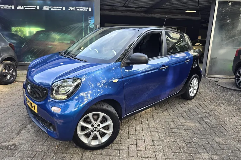 Smart ForFour (2017)