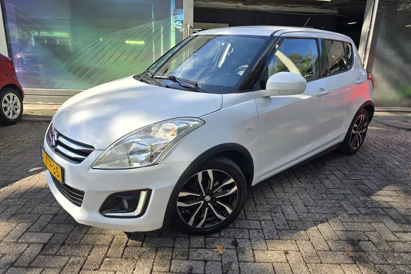 Suzuki Swift (2015)
