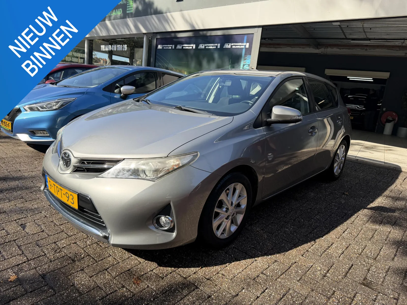 Toyota Auris (2014) — foto 1