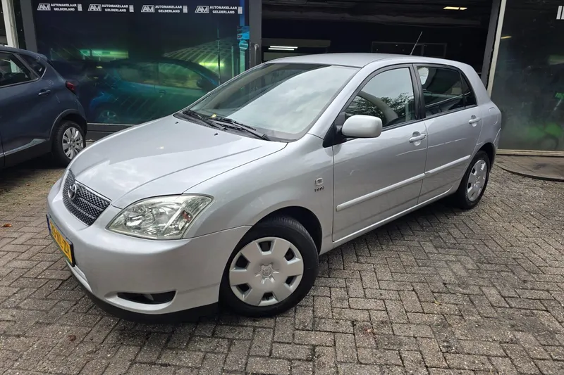 Toyota Corolla (2003)