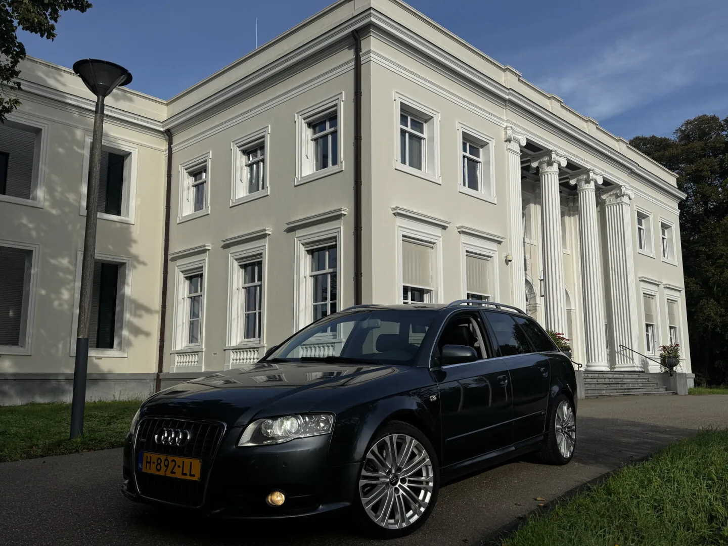 Audi A4 (2006) — foto 1