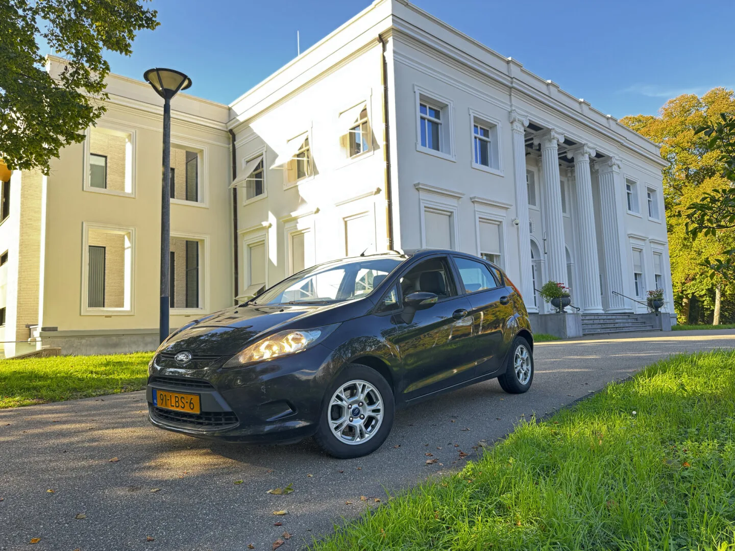 Ford Fiesta (2010) — foto 1