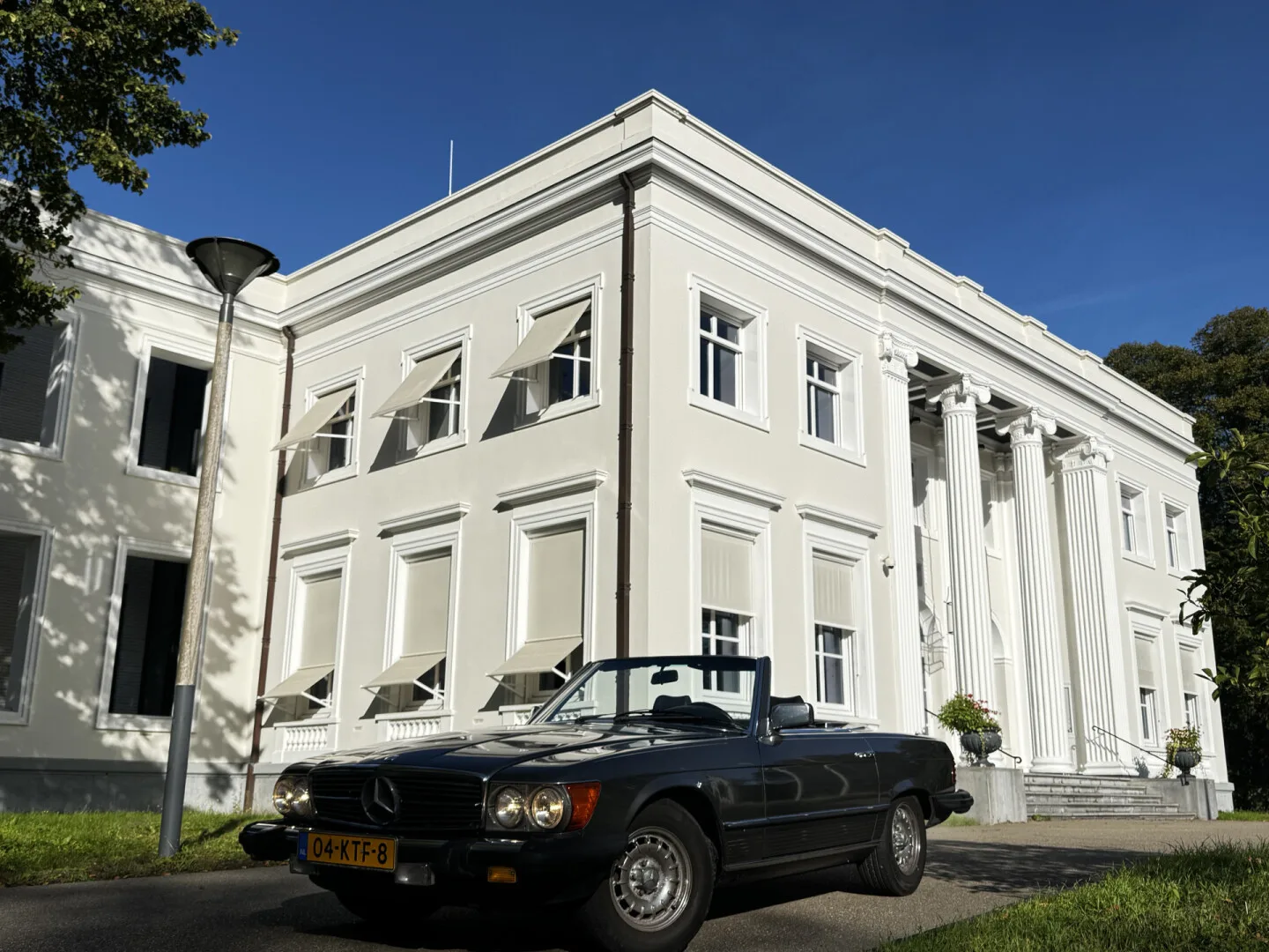 Mercedes-Benz SL-Klasse (1984) — foto 1