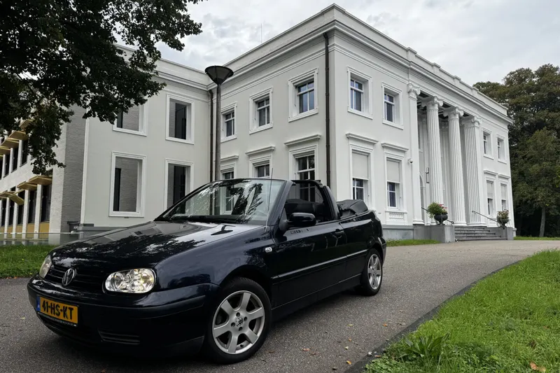 Volkswagen Golf (2002)