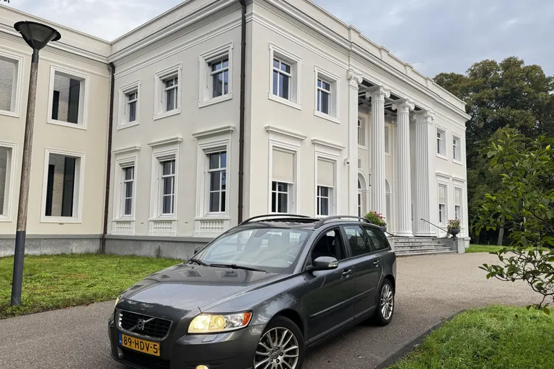 Volvo V50 (2008)