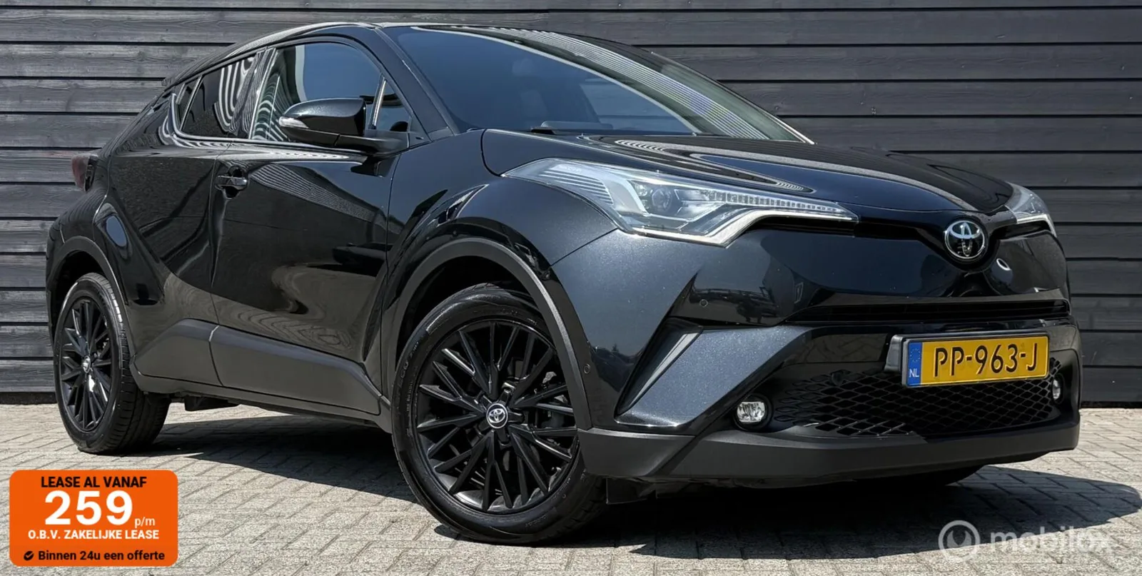 Toyota C-HR (2017) — foto 1