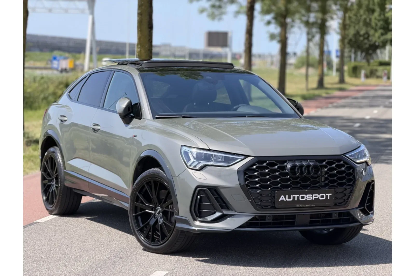 Audi Q3 Sportback (2021) — foto 1