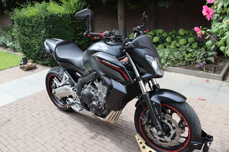 Honda CB650F (2014)