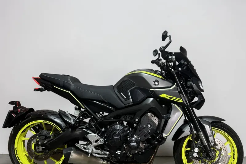 Yamaha MT-09 (2018)