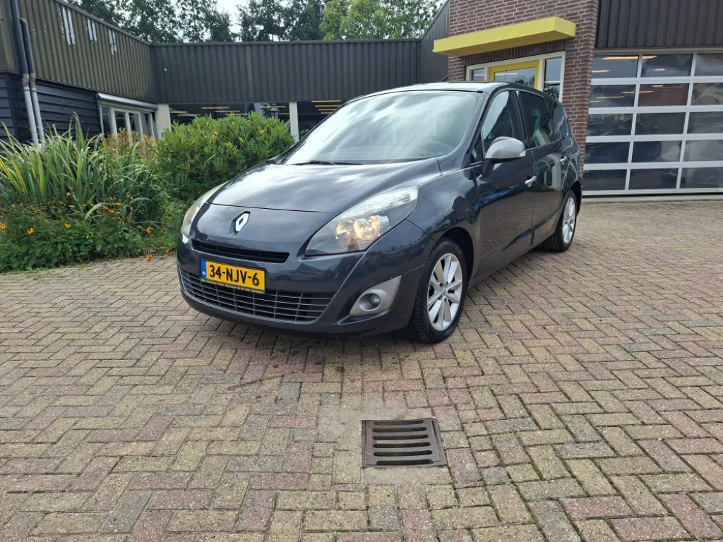 Renault Grand Scénic (2010) — foto 1