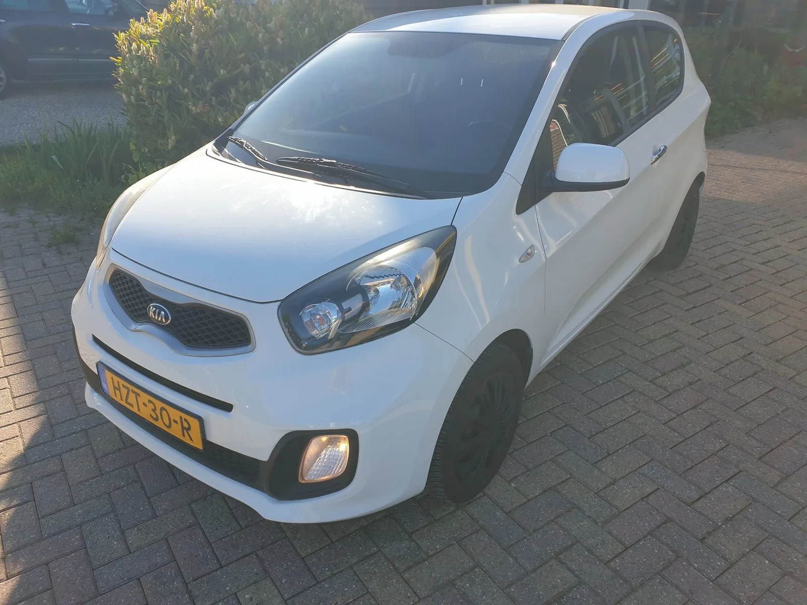Kia Picanto (2014) — foto 1