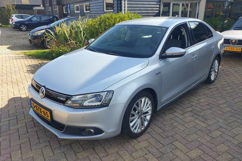 Volkswagen Jetta (2013)