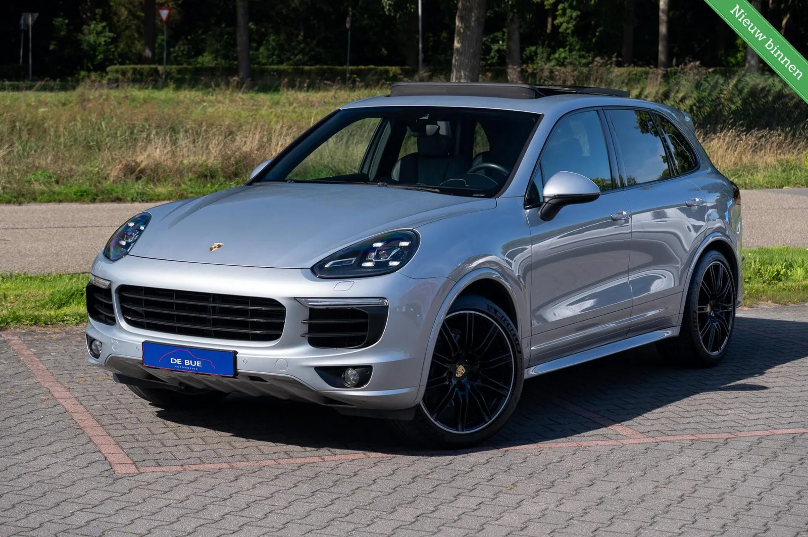 Porsche Cayenne (2016) — foto 1